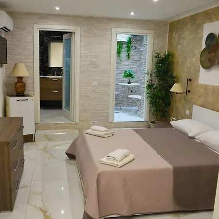 Domus Zeus * Bari